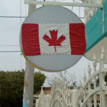 Canadian House Толу Экстерьер фото