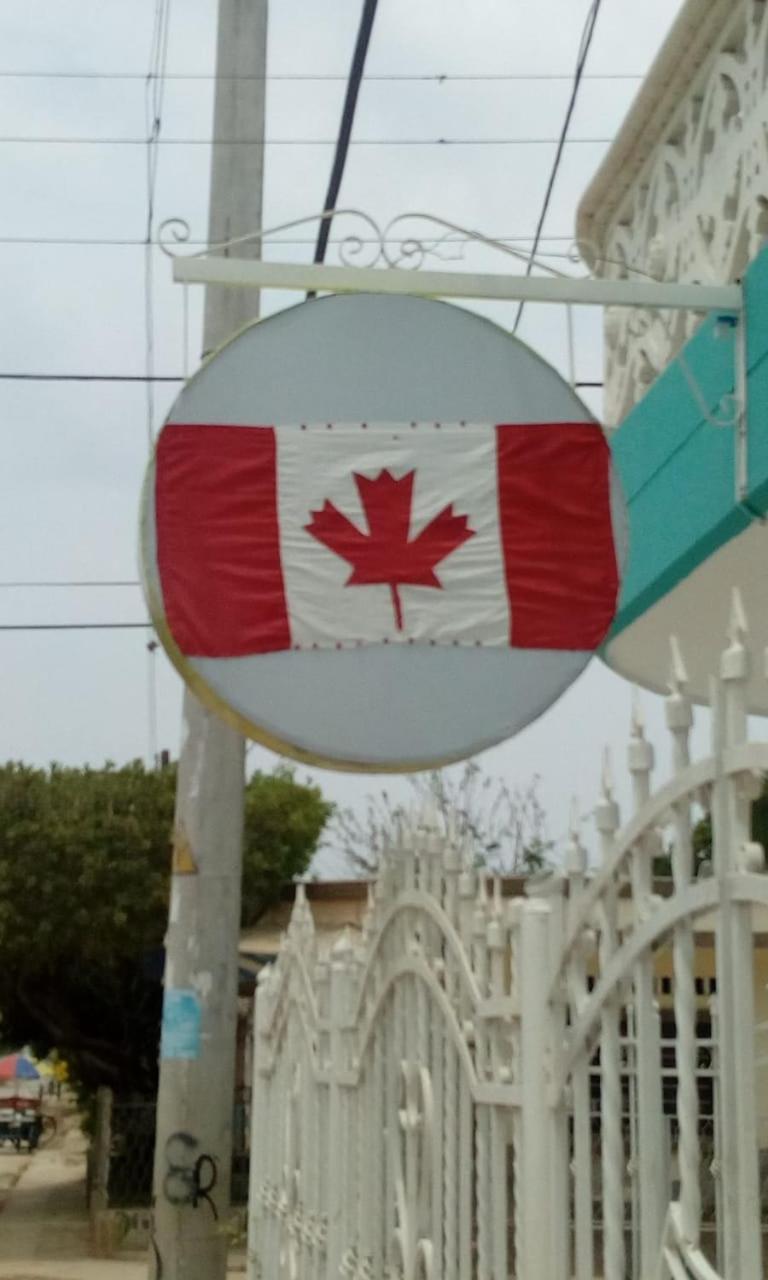 Canadian House Толу Экстерьер фото
